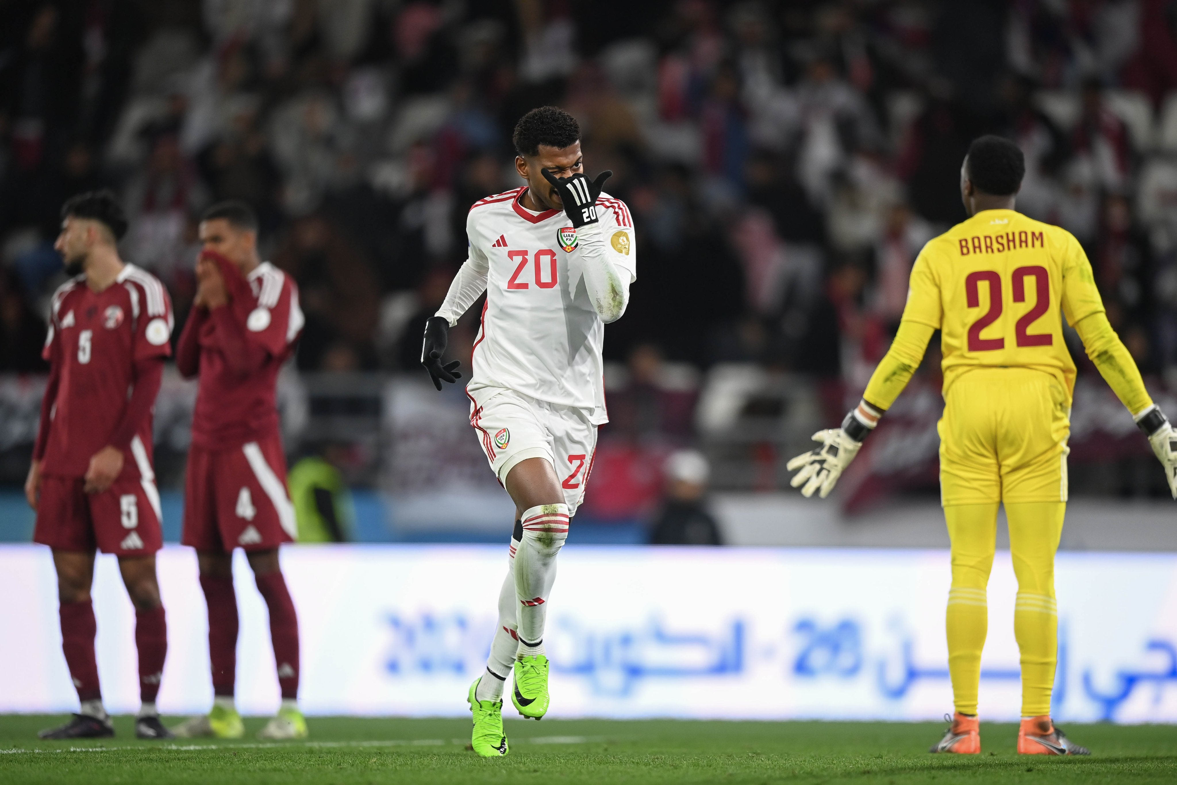 حارس «العنابي» يهدر الوقت.. والغساني «نيمار»