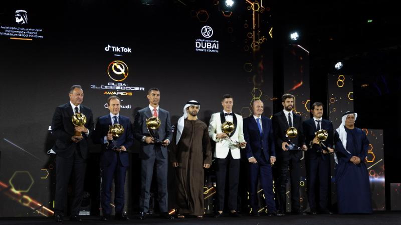 نجوم الكرة العالمية يوجهون رسائل شكر ومحبة لدولة الإمارات