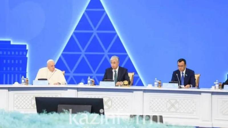 المؤتمر السابع لزعماء الأديان المنعقد في كازاخستان