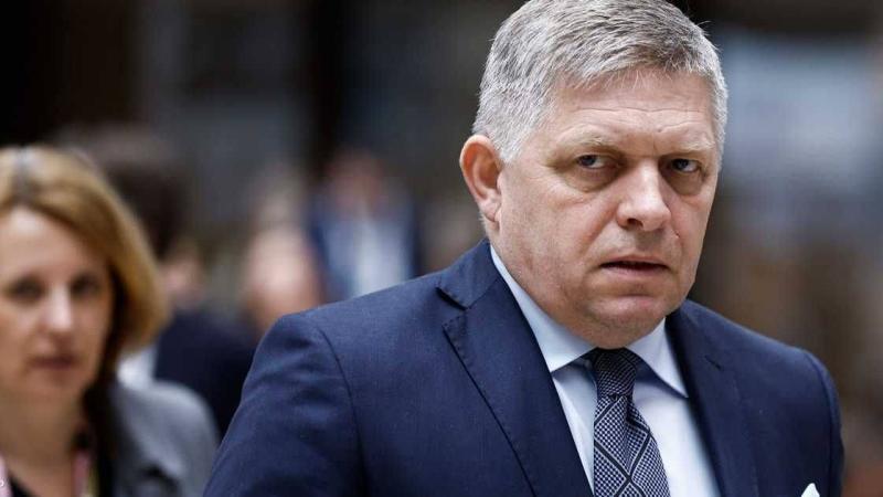 وزير دفاع سلوفاكيا: فيكو تجاوز مرحلة الخطر