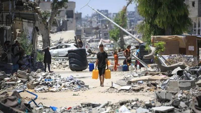 حماس تردّ على مقترح الهدنة.. والحرب تتواصل بلا هوادة في غزة