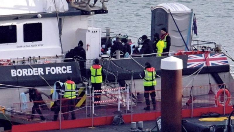 غرق أربعة مهاجرين أثناء محاولتهم عبور قناة المانش
