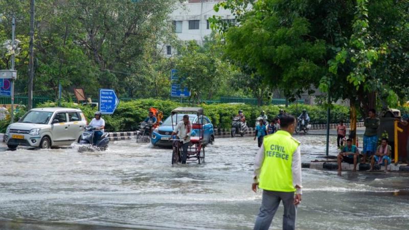 أمطار تخلف قتلى وتقطع الكهرباء وتجلي الآلاف بالهند