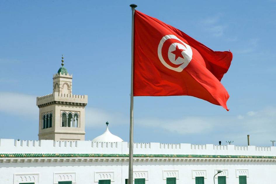 Agreement in Tunisia to raise public sector wages over the next three years