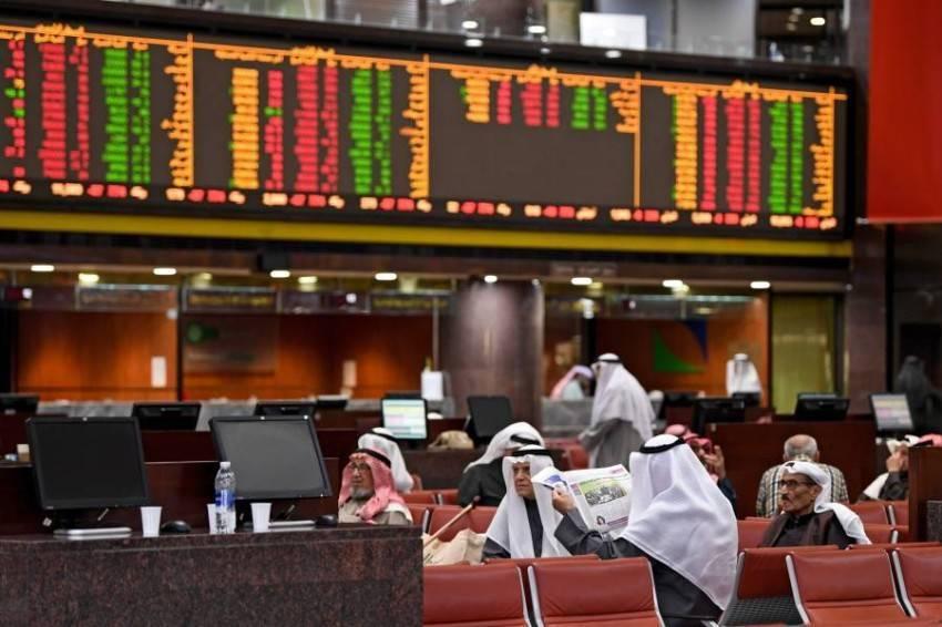 Kuwaiti Stock Market Rebounds by 2% Following Dissolution of National Assembly