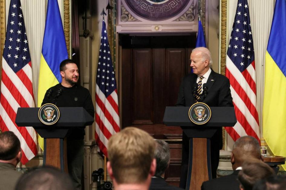 Biden rencontre Zelensky en France et fournit une aide de 225 millions de dollars à l’Ukraine