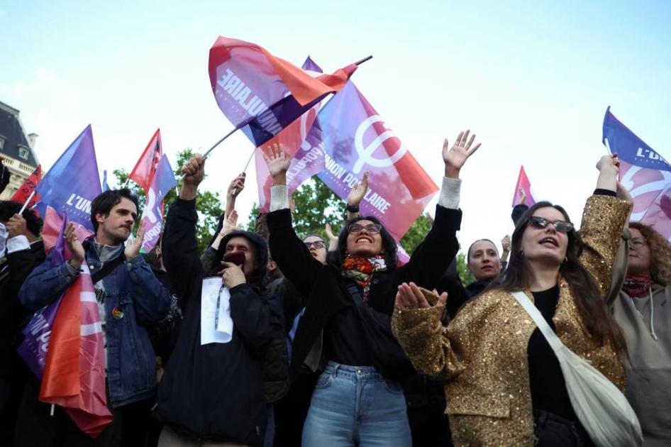 Les élections européennes renforcent les positions de l’extrême droite et ébranlent la France