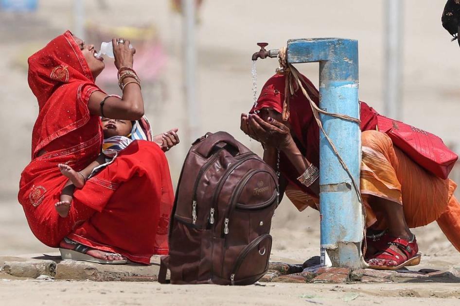 Intense heat sparks fires in India, Egypt, and Greece
