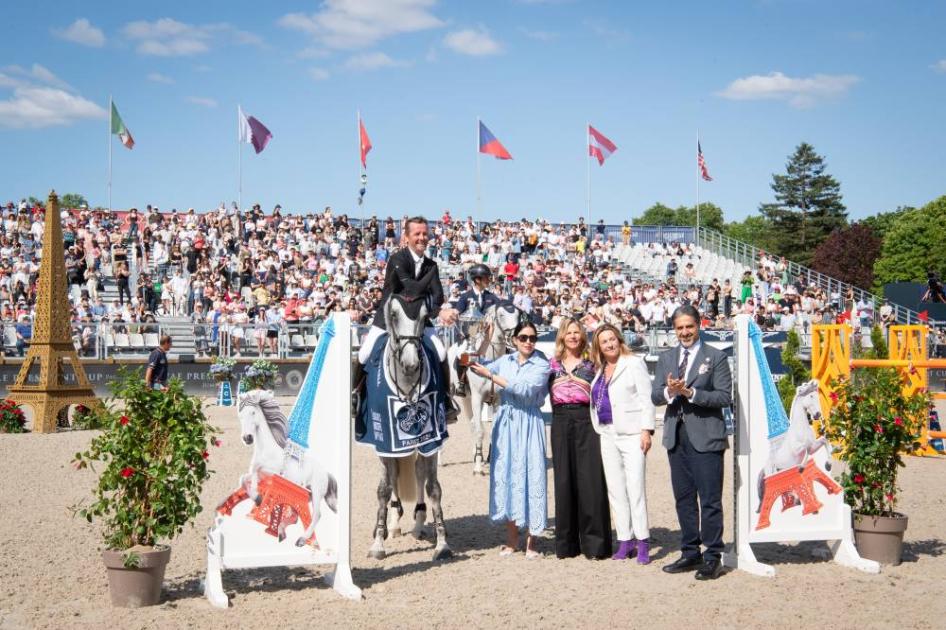 Marc Delassier wins the President's Cup for show jumping in Paris