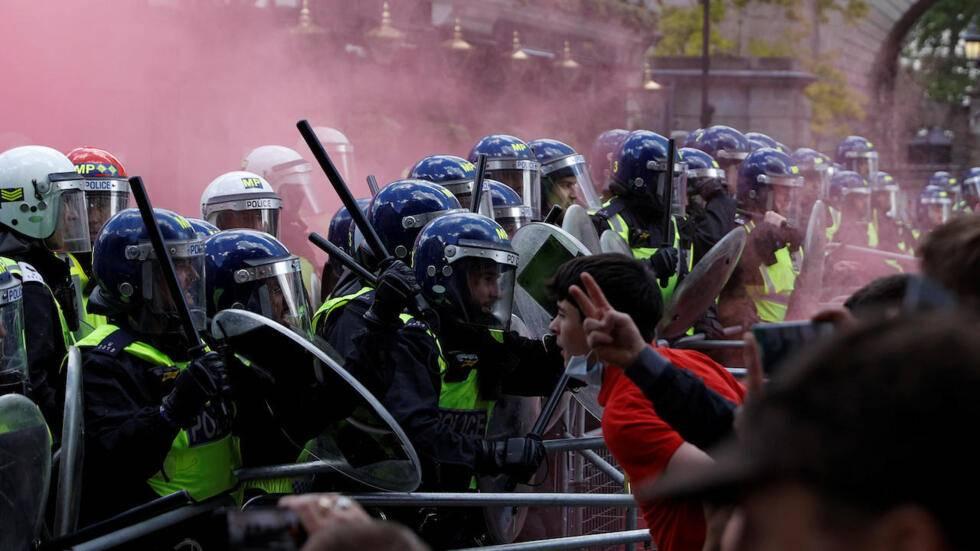 Far-right demonstrations ignite Britain… and widespread police deployment